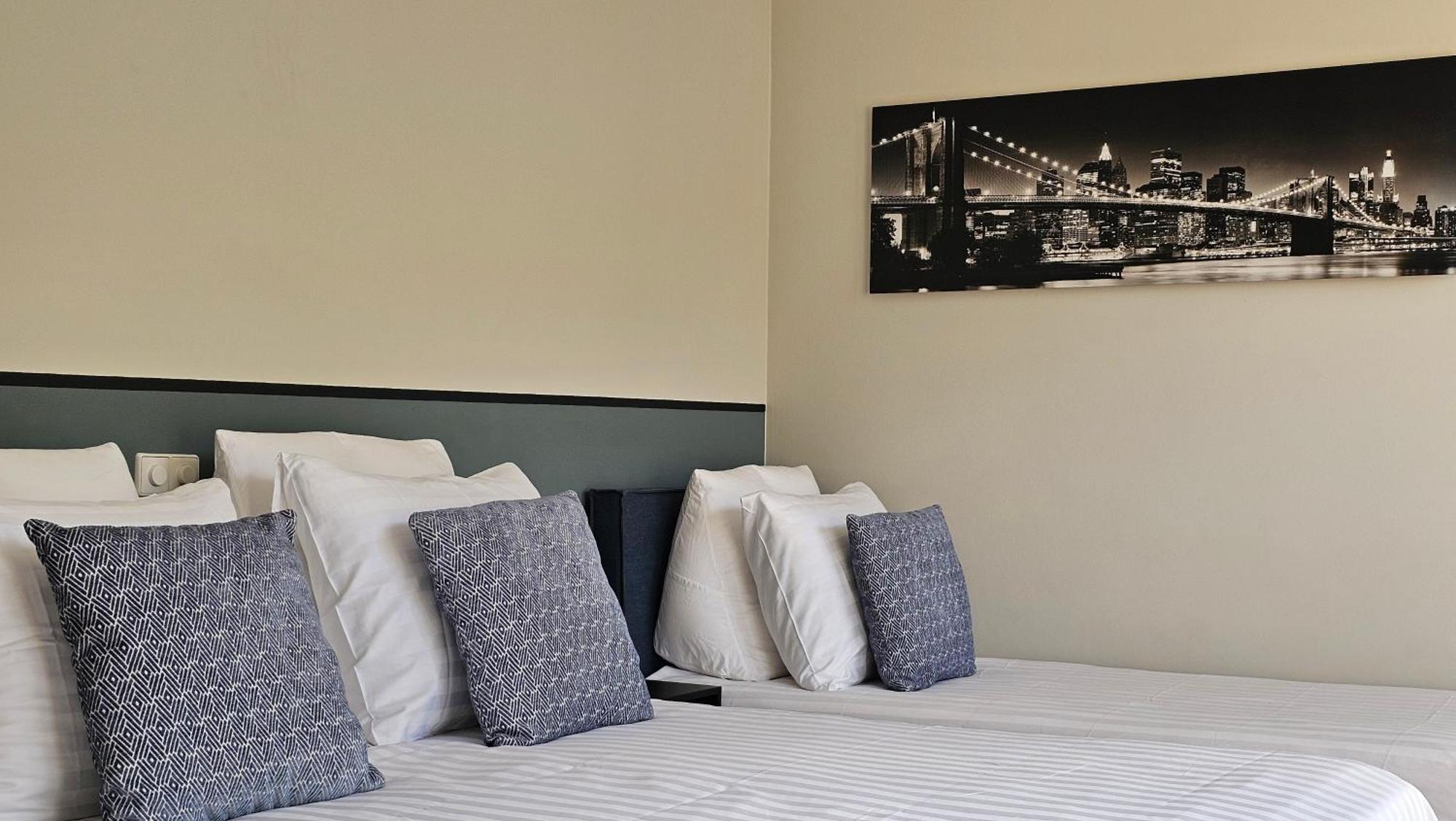 Guest Room Utrecht Bagian luar foto