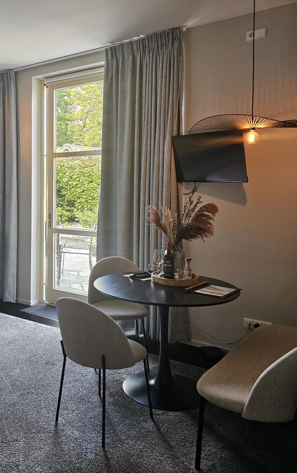 Guest Room Utrecht Bagian luar foto